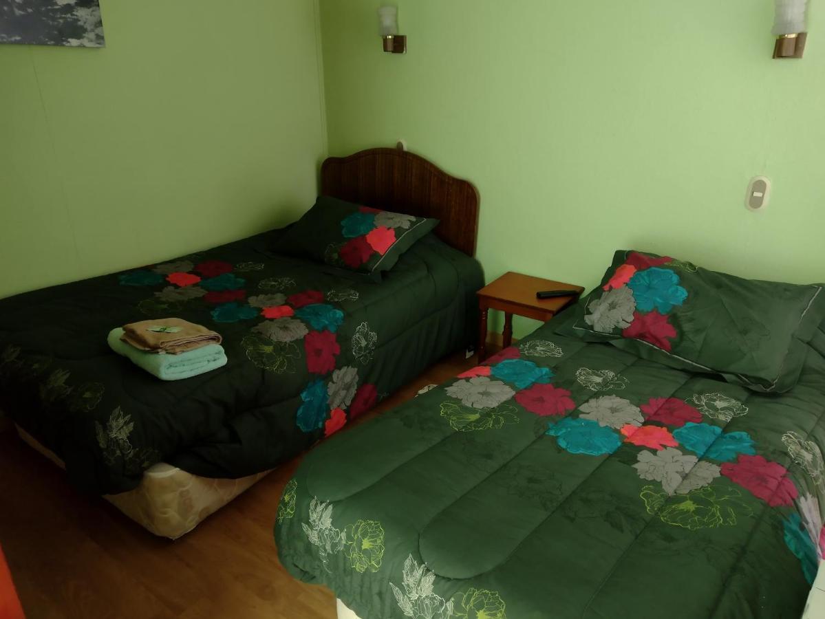 Hostal El Toque De Pilar Punta Arenas Esterno foto